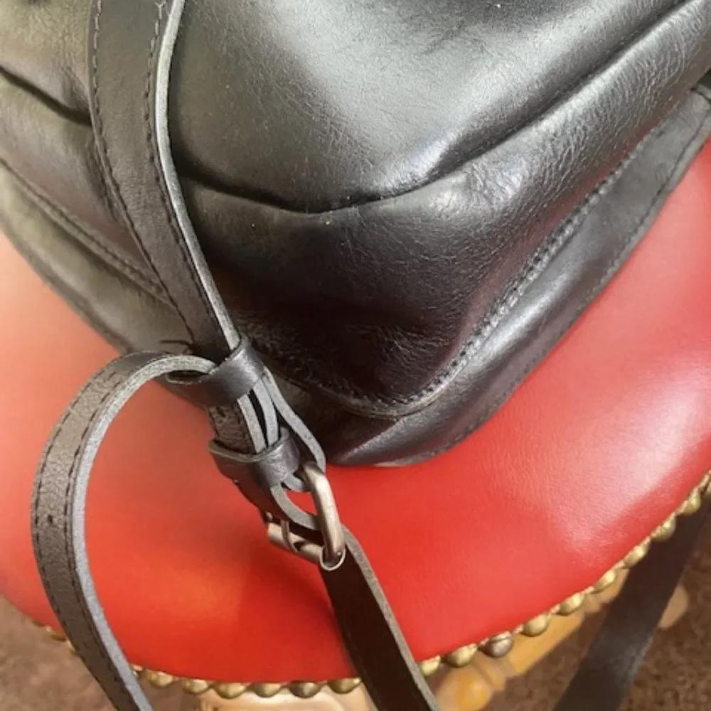 Patricia Nash Black London Smooth Leather Messenger Crossbody Bag - Picture 7 of 16